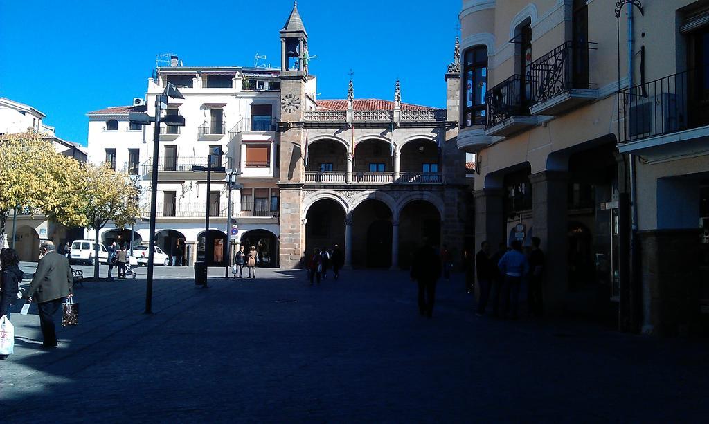 Apartamento Rincon Del Salvador 2 Plasencia Luaran gambar